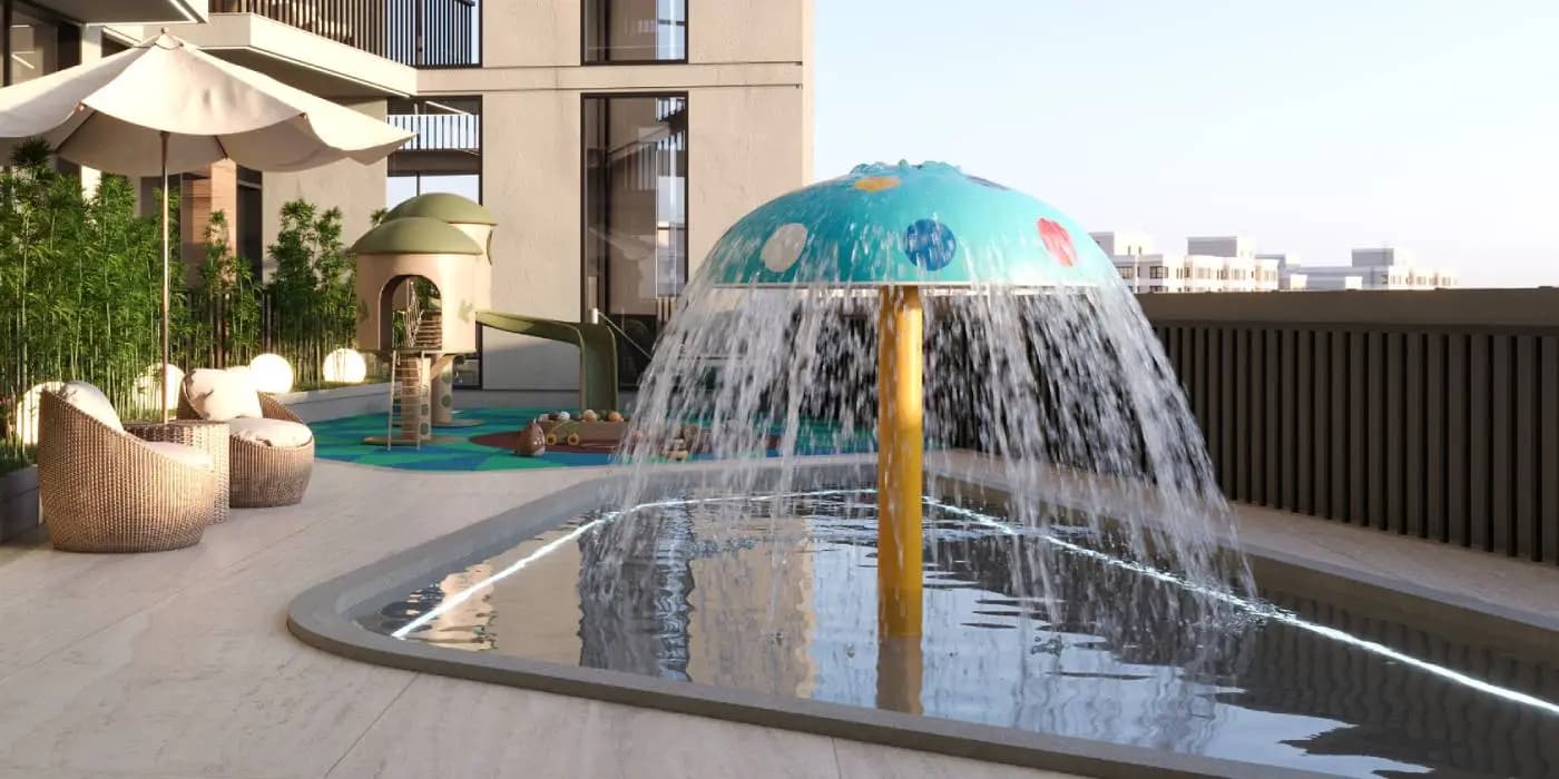 Kids' splash pad and play area